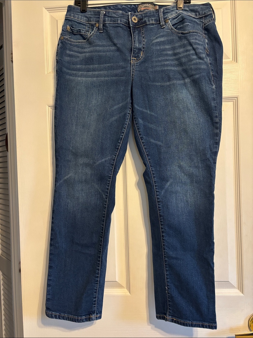 torrid Classic Boyfriend Straight-Leg Stretch Jeans in Blue Wash